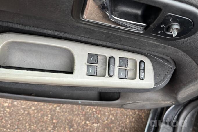 Volkswagen Golf 4 generation Hatchback 5-doors