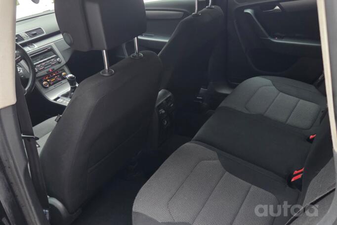 Volkswagen Passat B7 Passat Alltrack (B7)