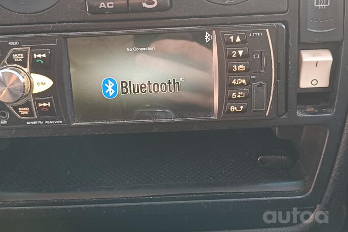 Volkswagen Passat B5 Sedan 4-doors