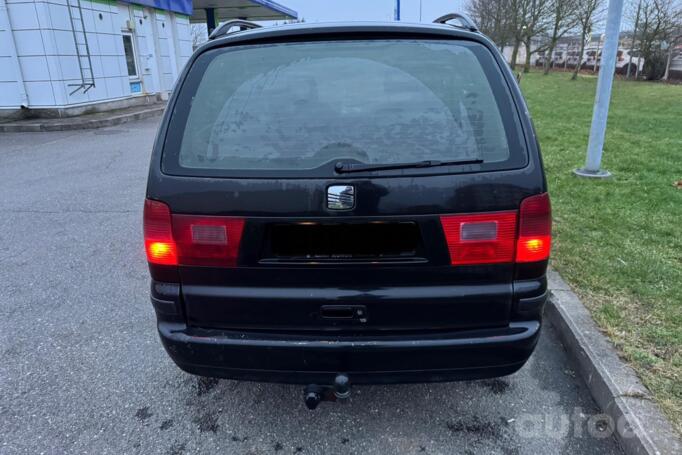 SEAT Alhambra 1 generation [restyling] Minivan
