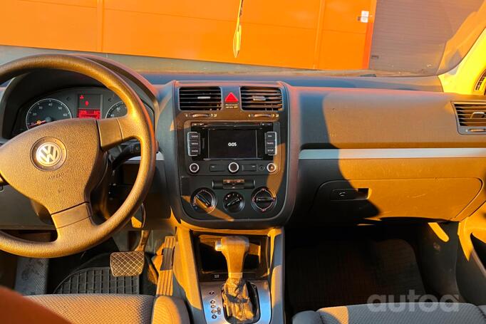 Volkswagen Jetta 5 generation Sedan 4-doors