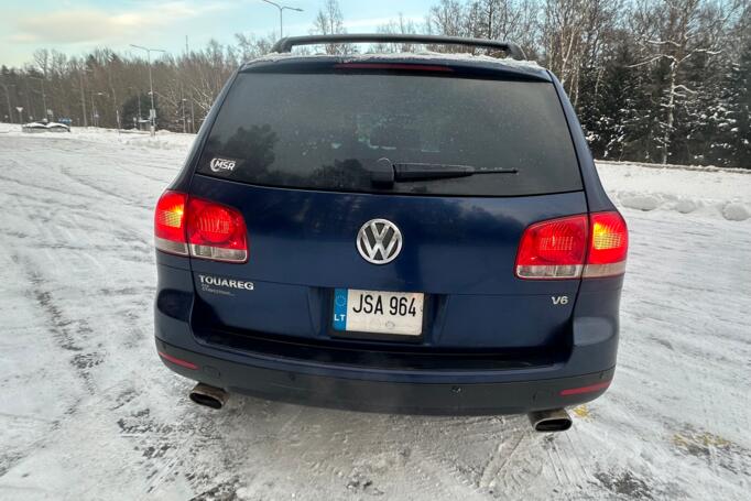 Volkswagen Touareg 1 generation Crossover