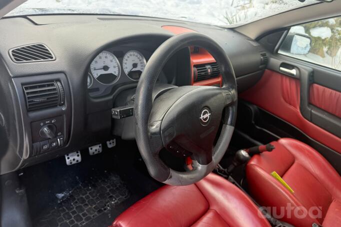 Opel Astra G Coupe 2-doors