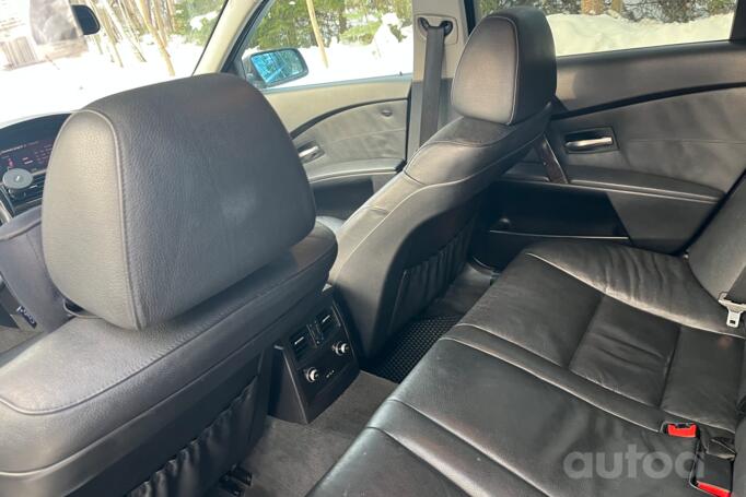 BMW 5 Series E60/E61 Touring wagon