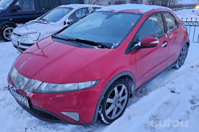 Honda Civic 8 generation Hatchback 5-doors