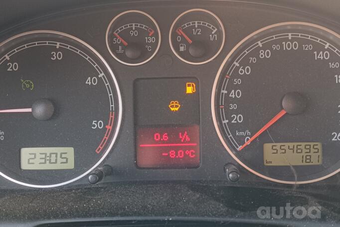 Volkswagen Passat B5 Sedan 4-doors