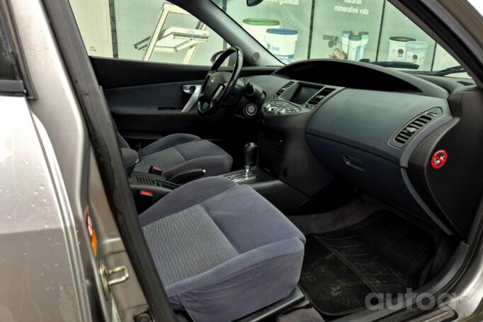 Nissan Primera P12 Sedan 4-doors