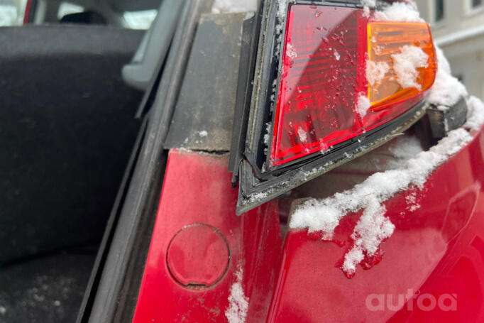 Honda Civic 8 generation Hatchback 5-doors