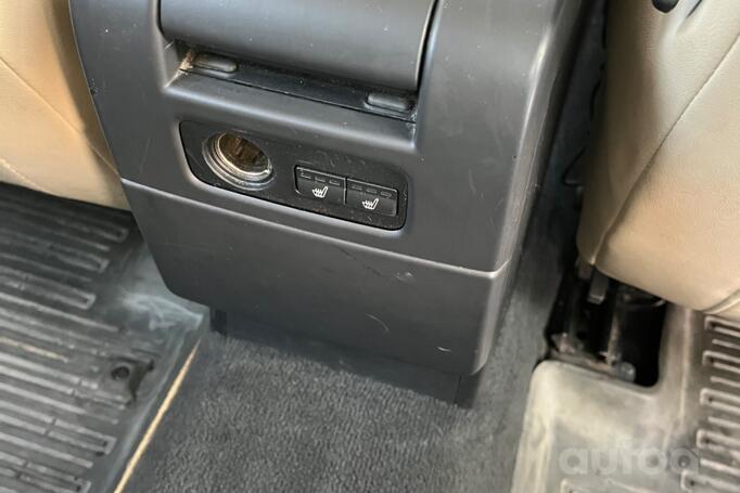 Volvo V70 3 generation wagon