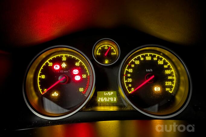 Opel Astra H Hatchback