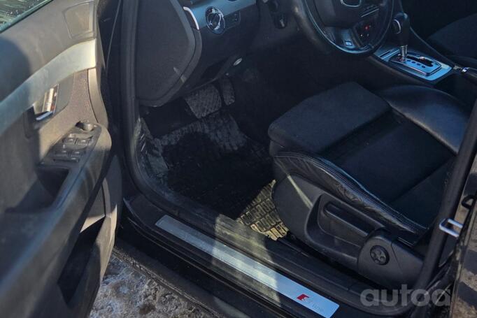 Audi A4 B7 Avant wagon 5-doors