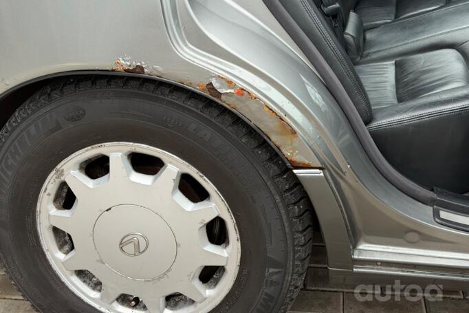 Lexus LS 2 generation Sedan