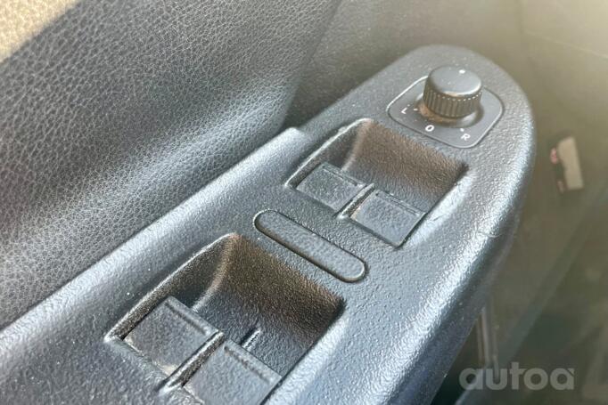 Volkswagen Passat B6 wagon 5-doors