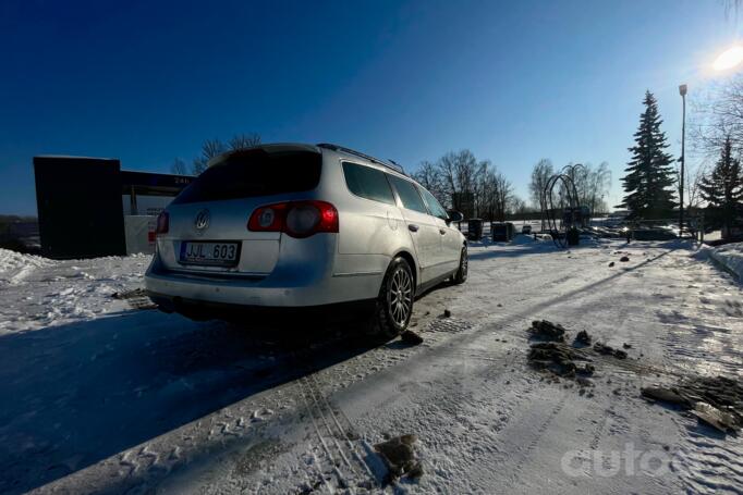 Volkswagen Passat B6 wagon 5-doors