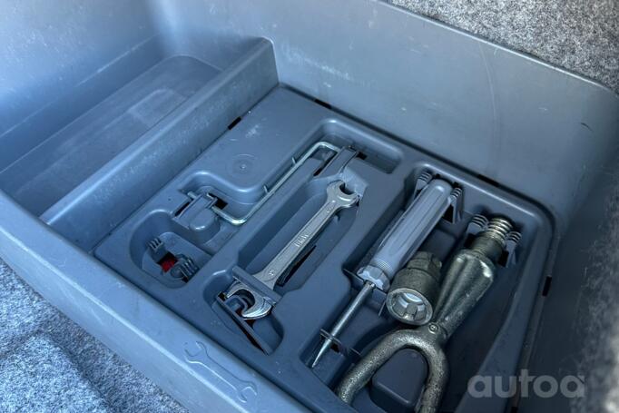 BMW 3 Series E90/E91/E92/E93 Sedan