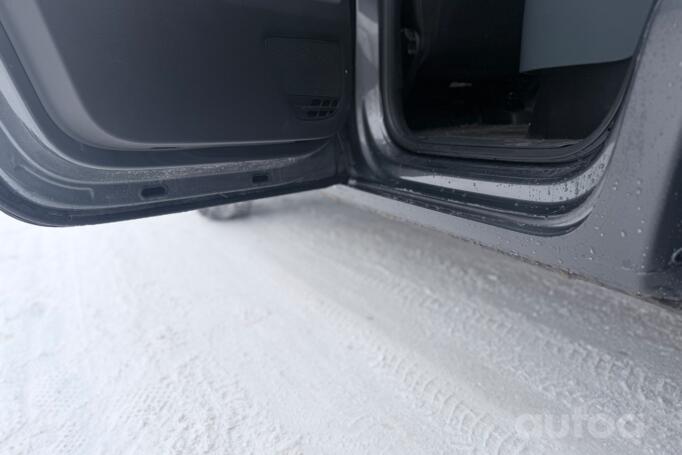 Volkswagen Amarok 1 generation [restyling] DoubleCab pickup