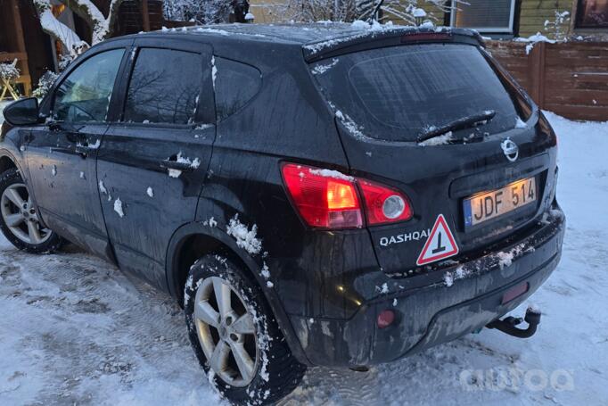 Nissan Qashqai 1 generation Crossover 5-doors