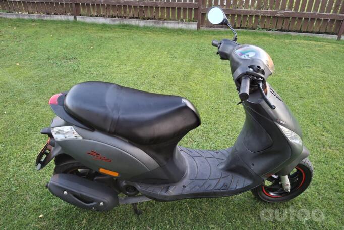 Piaggio Zip 50