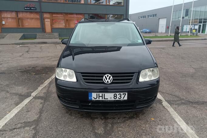 Volkswagen Touran 1 generation Minivan