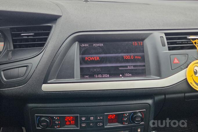 Citroen C5 2 generation Sedan