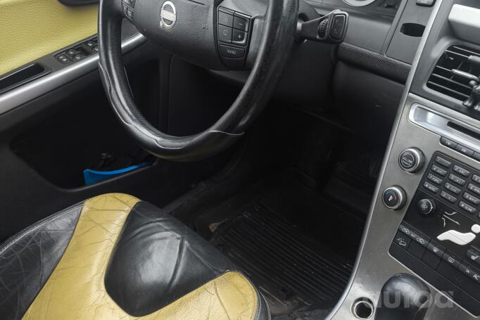 Volvo XC60 1 generation Crossover