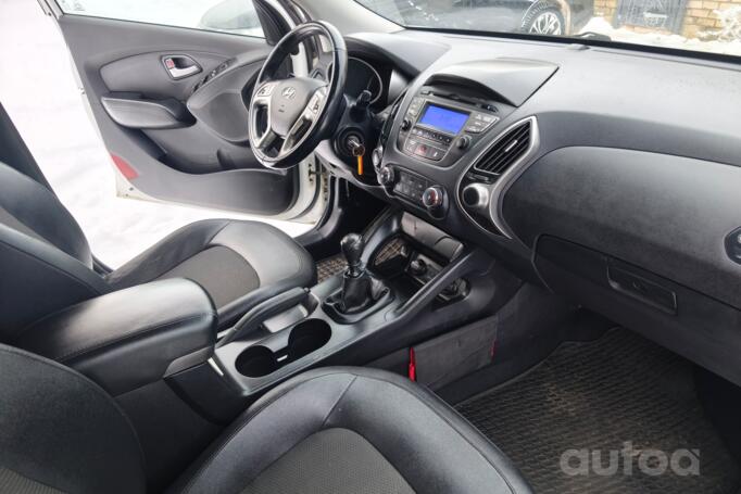 Hyundai ix35 1 generation [restyling] Crossover