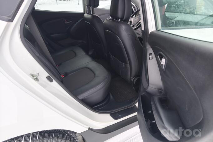 Hyundai ix35 1 generation [restyling] Crossover