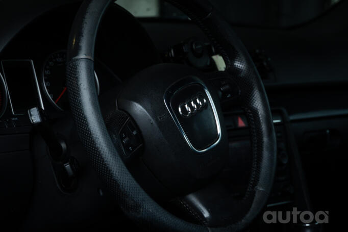 Audi A4 B7 Avant wagon 5-doors