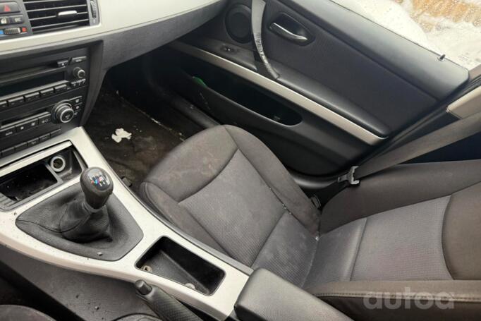 BMW 3 Series E90/E91/E92/E93 [restyling] Sedan