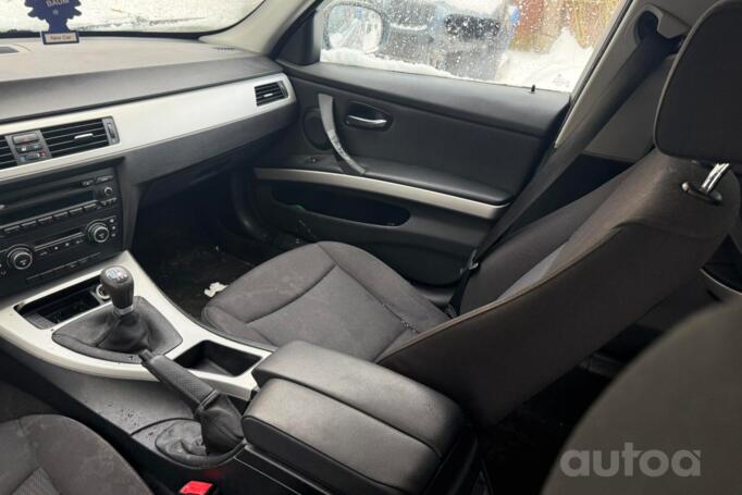 BMW 3 Series E90/E91/E92/E93 [restyling] Sedan