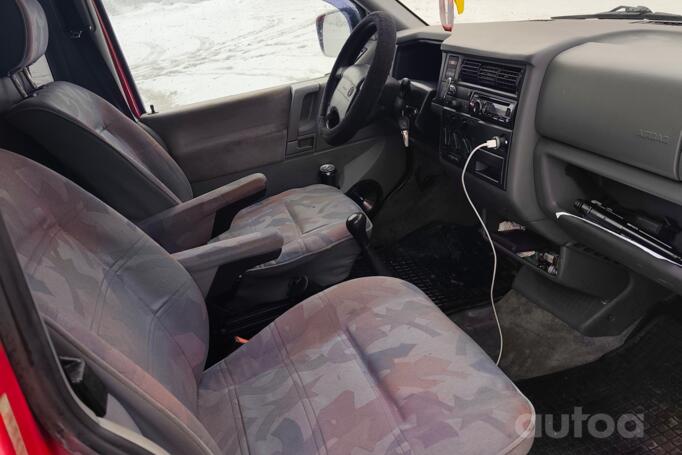 Volkswagen Multivan T4 Minivan