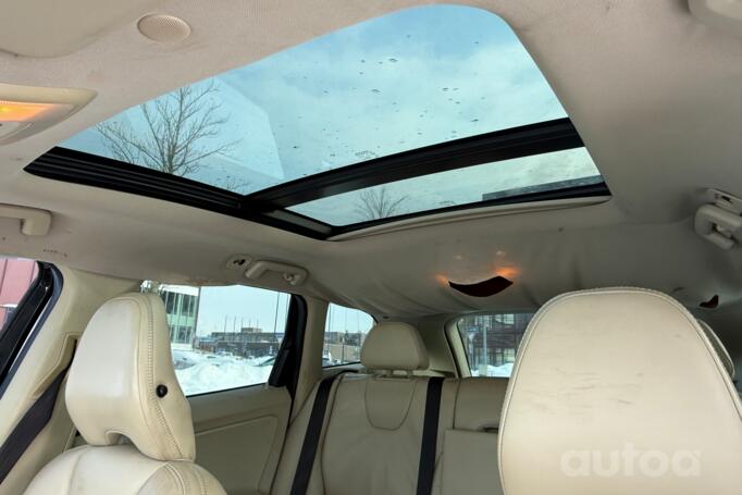 Volvo XC60 1 generation Crossover