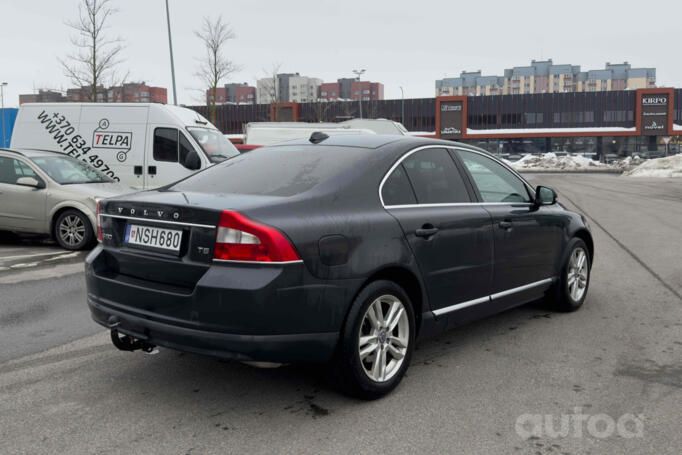 Volvo S80