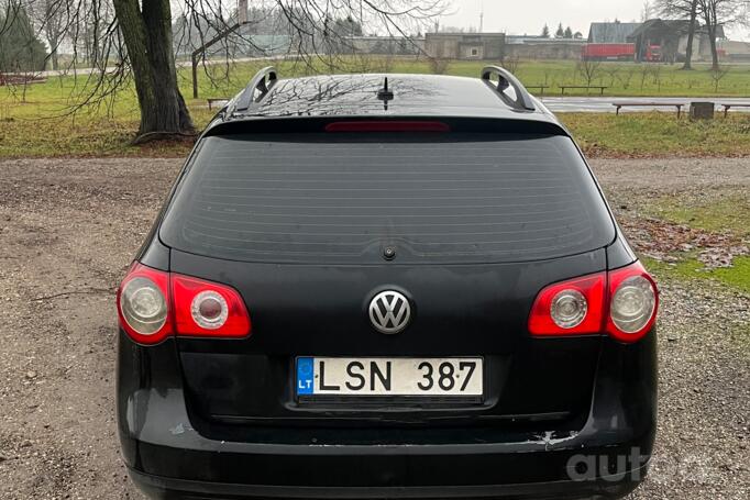 Volkswagen Passat B6 wagon 5-doors