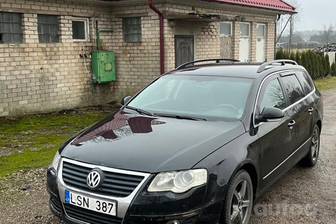 Volkswagen Passat B6 wagon 5-doors