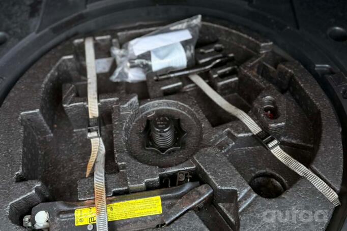 Volkswagen Touran 1 generation [restyling] Minivan 5-doors