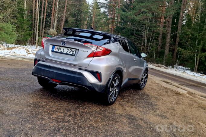Toyota C-HR 1 generation Crossover