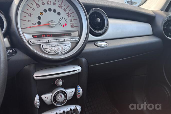 Mini One R56 Hatchback