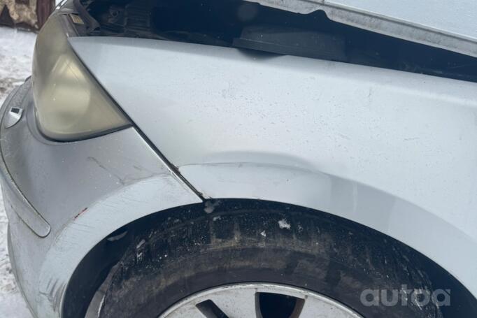 BMW 1 Series E81/E82/E87/E88 [restyling] Hatchback 5-doors