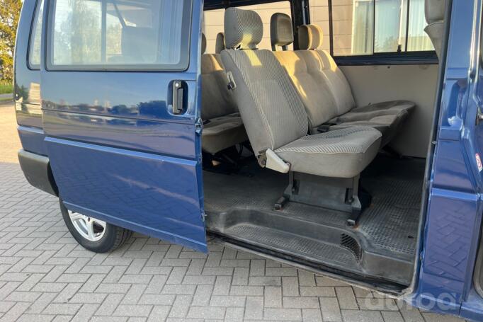 Volkswagen Transporter T4 Minivan 4-doors