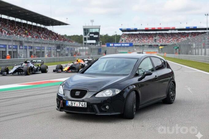 SEAT Leon 2 generation Hatchback 5-doors
