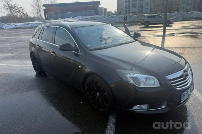 Opel Insignia A [restyling] Sports Tourer wagon 5-doors