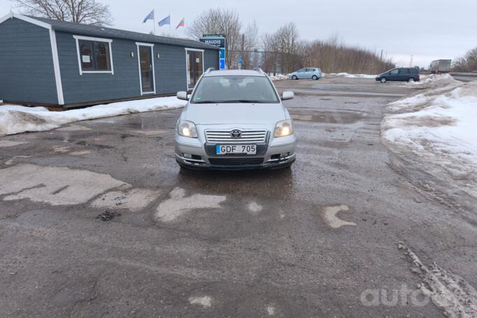 Toyota Avensis 2 generation wagon