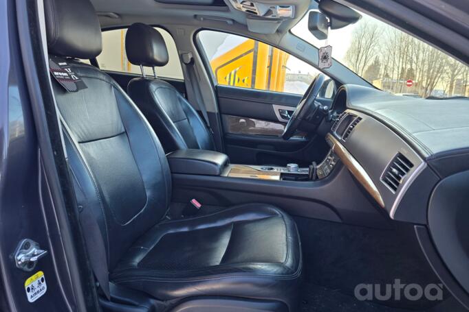 Jaguar XF X250 Sedan 4-doors