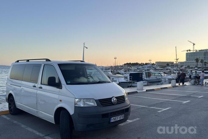 Volkswagen Transporter T5 Minivan 4-doors
