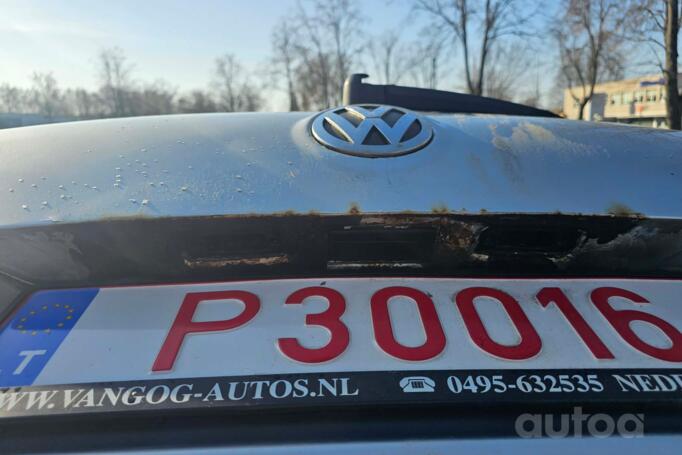 Volkswagen Passat B6 wagon 5-doors