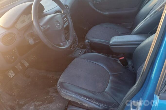 Mercedes-Benz A-Class W168/V168 [restyling] Evolution hatchback 5-doors