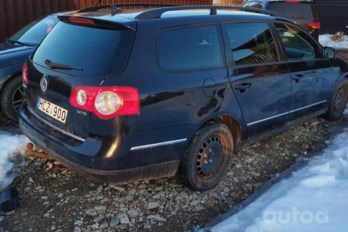 Volkswagen Passat B6 wagon 5-doors