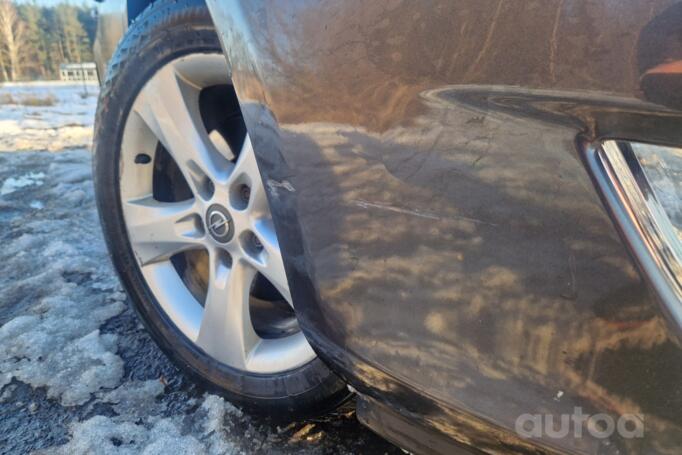 Opel Astra J [restyling] Hatchback 5-doors