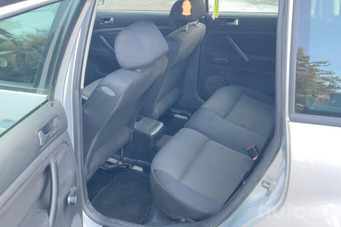Volkswagen Passat B5.5 [restyling] wagon